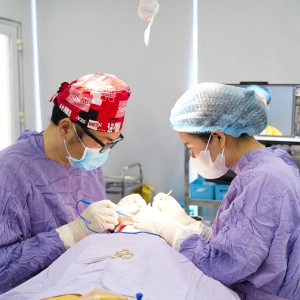  Bước 3: Thực hiện cắt mí A.I Nano Matrix Deep 