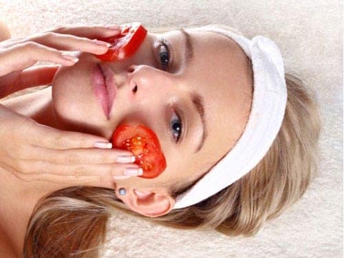 Hướng dẫn cách làm trắng da bằng quả cà chua