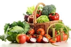 Người có làn da dầu nên ăn nhiều các loại rau xanh và hoa quả