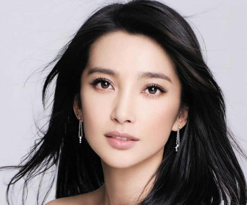 Cắt mí mắt Mani Mini Deep 5D có đau không?