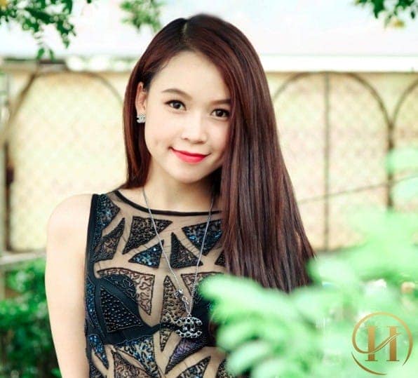 Má lúm đồng tiền của hot girl 1