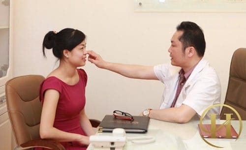 Tạo má lúm đồng tiền