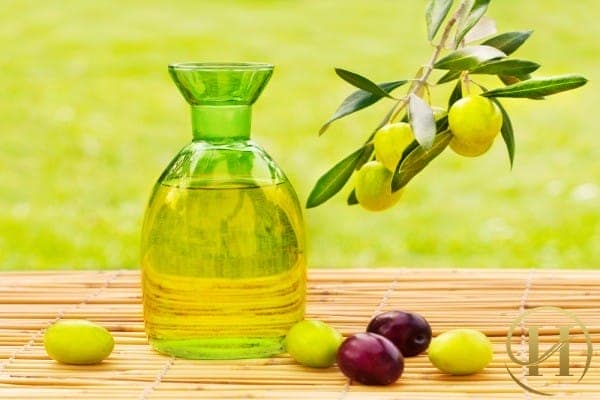 làm trắng da bằng dầu oliu