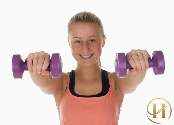 cách giảm béo cánh tay và vai với bài tập tạ