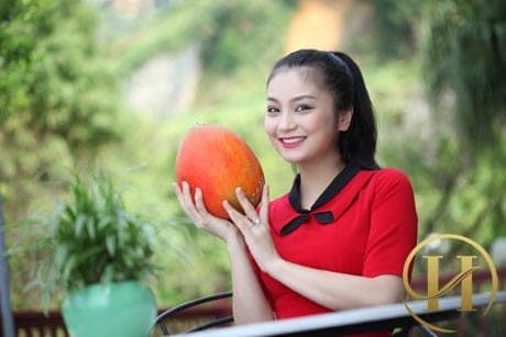 Làm trắng da bằng quả gấc