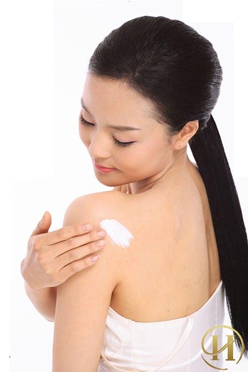 Kem dưỡng thể làm mọc lông