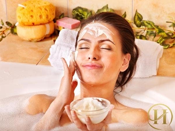 rửa mặt làm trắng da
