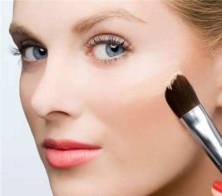 Bí quyết "Vàng" giúp cô dâu trang điểm che quầng thâm mắt