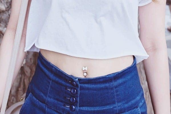 Thẩm mỹ rốn lồi – Xu hướng thời trang cho phái nữ