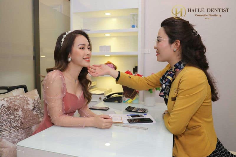  Bước 1: Thăm khám và tư vấn 