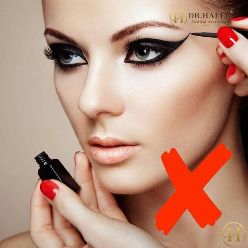 trang điểm sau khi cắt mí được không?