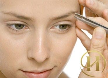 Dùng nhíp cũ có thể khiến bạn bị nhiễm khuẩn, không an toàn cho da