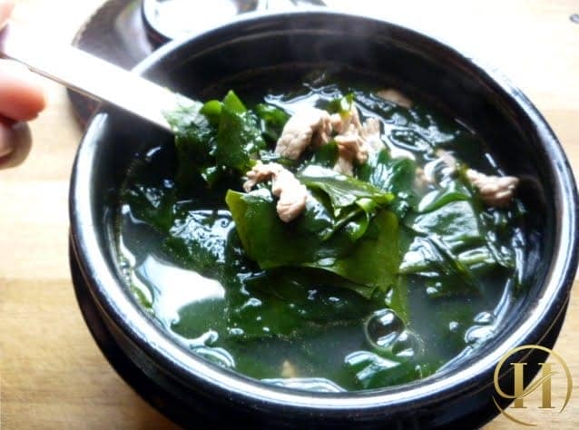Canh rong biển là món ăn giúp giảm cân hiệu quả