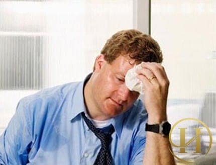 Mồ hôi ra nhiều là dấu hiệu của rất nhiều bệnh tật