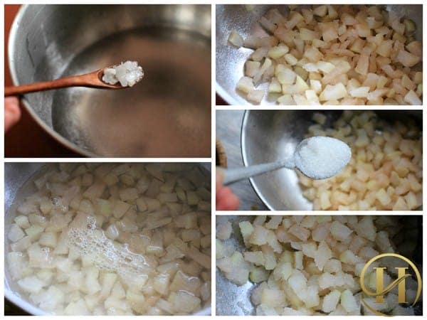 Đun nước với đường phèn và cho cùi bưởi vào