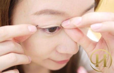 Kéo dán tạo mắt 2 mí được rất nhiều chị em lựa chọn