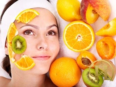 Đắp mặt nạ thường xuyên sẽ giúp làn da trở nên mịn màng và săn chắc