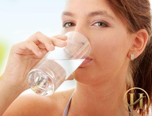 Uống nước rất tốt cho sức khỏe va làn da