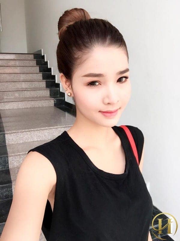 Cô nàng đã quyết định nâng mũi và chỉnh lại răng