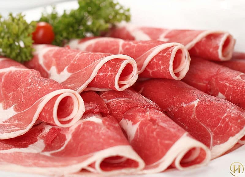 Bạn cũng nên tránh xa loại thực phẩm này nhé, vì khi ăn thịt bò khi da bắt đầu lành lại sẽ khiến vết thương sậm màu gây ra sẹo thâm.