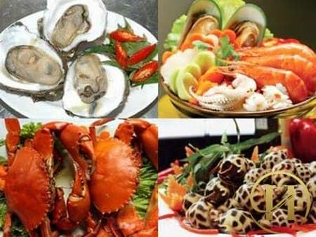 Các loại hải sản mặc dù có nhiều chất đạm nhưng nó lại không phải là sự lựa chọn tối ưu cho người vừa phẫu thuật nhấn mí. Vì hải sản sẽ khiến vết mổ bị ngứa, để lại sẹo.