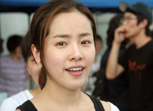"Soi" bí quyết chăm sóc da của nữ hoàng mặt mộc xứ Hàn