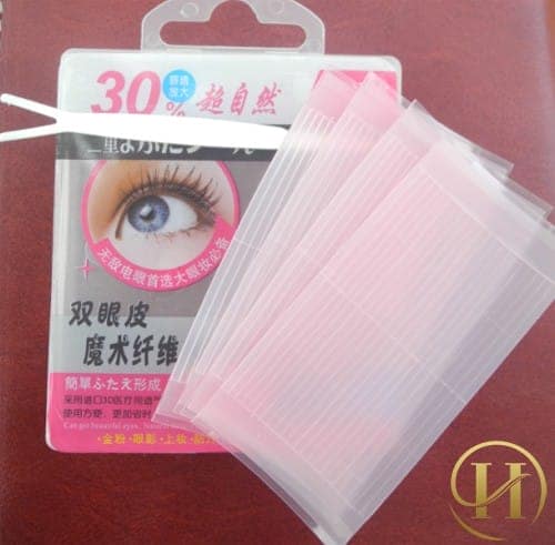 Sản phẩm chỉ tạo mí mắt được nhiều chị em "săn lùng"