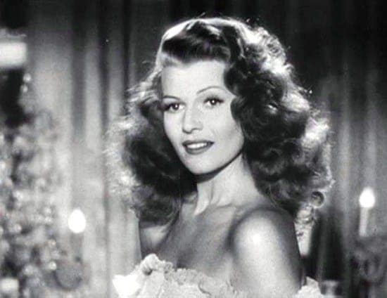  Rita Hayworth chính là hiện thân của chuẩn mực của cái đẹp