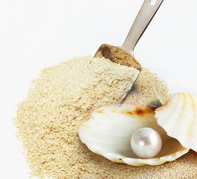 Kết hợp bọt trân châu và sữa tươi sẽ làm mờ nám da hiệu quả