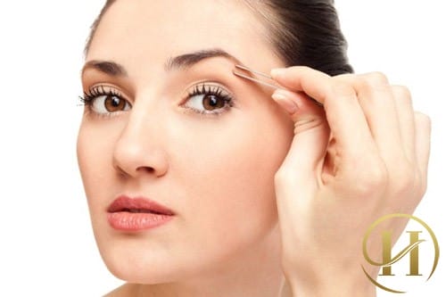  Thói quen xấu khiến lông mày của bạn xấu đi
