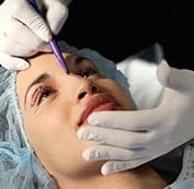  Gây tê hoặc gây mê 