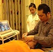  Sử dụng công nghệ Ultherapy để nâng cơ mặt, khắc phục tình trạng da nhăn nheo, chảy xệ. 