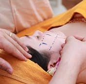  Đo vẽ vùng điều trị và khử trùng 