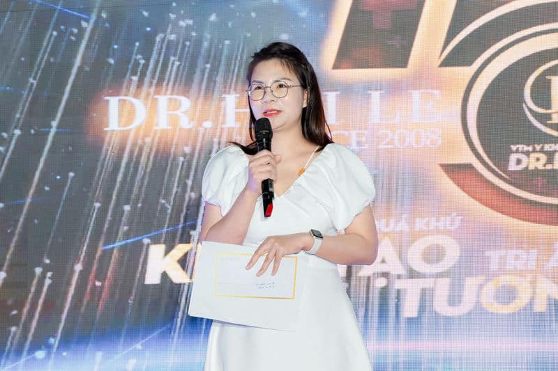 Bài viết đạt giải nhất tại cuộc thi viết về Dr.Hải Lê của bạn Phùng Thị Ân - Phòng Dịch Vụ Khách Hàng