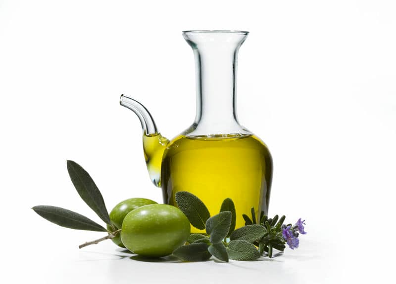 Xoá chàm bẩm sinh bằng dầu oliu