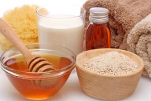 Mặt nạ trị nám từ cám gạo, mật ong và sữa chua -bí mật của chị em