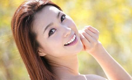 Điều trị da khô nhanh chóng bằng mặt nạ bơ, trà xanh