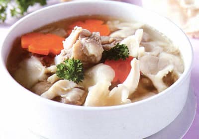 Món thịt nạc nấu với bào ngư sẽ giúp bạn trị da khô hiệu quả