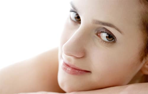 Điều trị da khô tại nhà bằng quả bơ