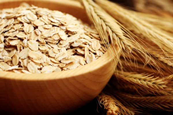 Điều trị da khô hiệu quả với bột yến mạch