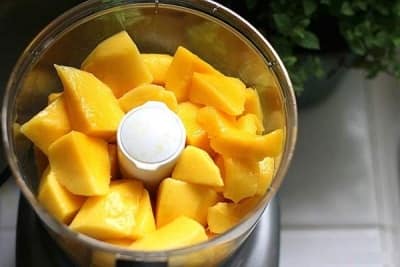 Mặt nạ xoài, sữa chua và mật ong để điều trị nám