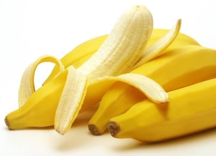 Điều trị da khô bằng chuối chín