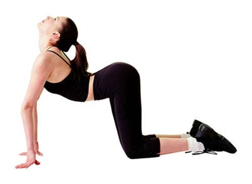 Đẩy mông để có đôi chân thon đẹp