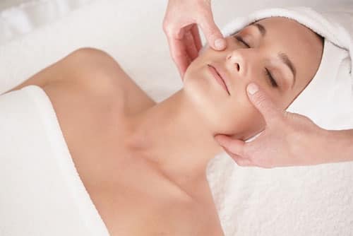 khong-nen-thuc-hien-massage-chay